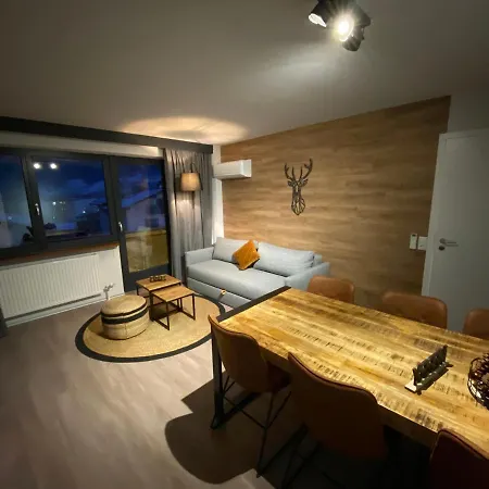 Dahoam By Sarina - Village Appartements Zell am See Buitenkant foto